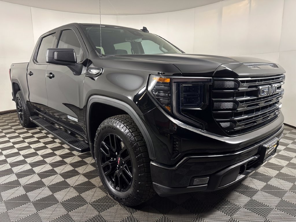 Used 2025 GMC Sierra 1500 Elevation AWD/4WD image 7