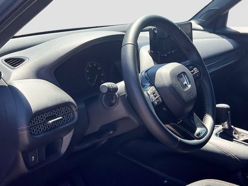Used 2026 Honda HR-V Sport image 9