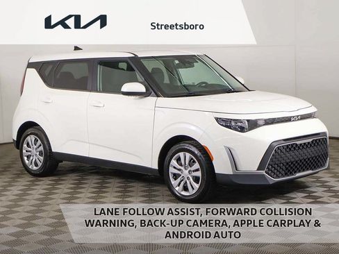 Used 2023 Kia Soul LX FWD image 1