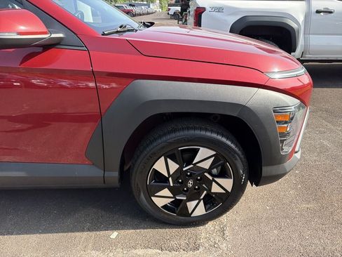 Used 2025 Hyundai Kona SEL AWD/4WD image 2
