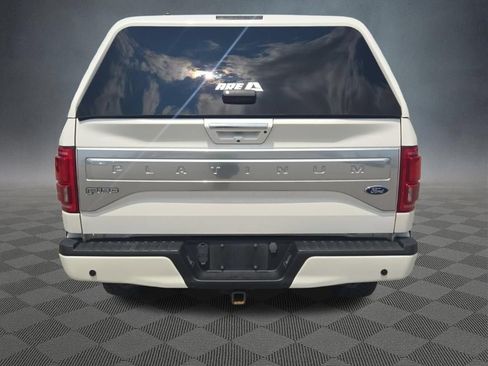 Used 2015 Ford F150 Platinum w/ Equipment Group 701A Luxury AWD/4WD image 5