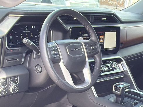 Used 2022 GMC Sierra 1500 Denali image 7