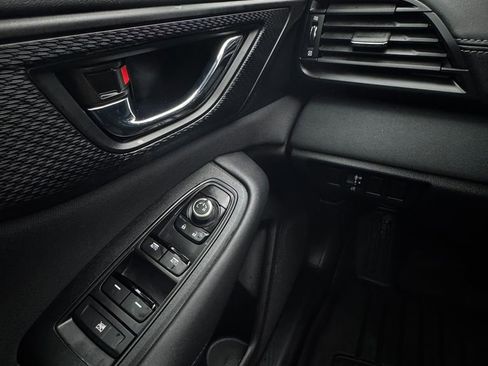 Used 2024 Subaru Outback Premium AWD/4WD image 16