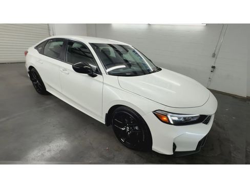 Used 2026 Honda Civic Sport image 2