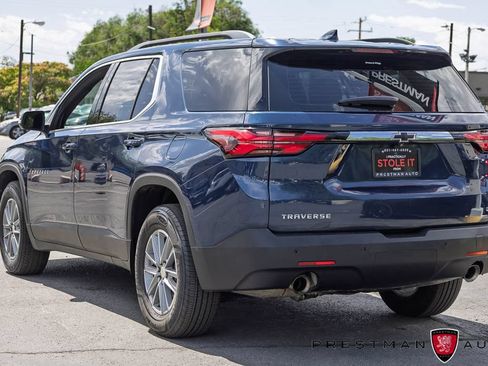 Used 2022 Chevrolet Traverse LT FWD image 15