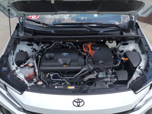 Certified 2026 Toyota RAV4 SE AWD/4WD image 33