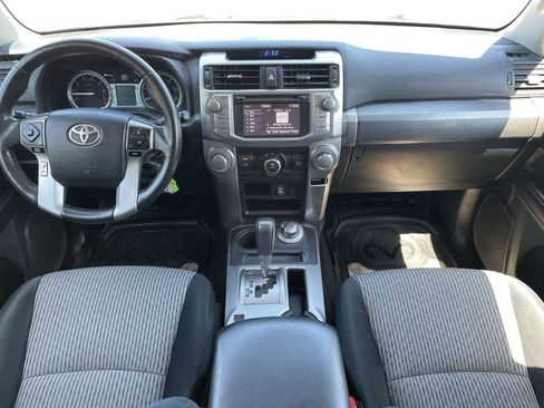Used 2014 Toyota 4Runner SR5 AWD/4WD image 20