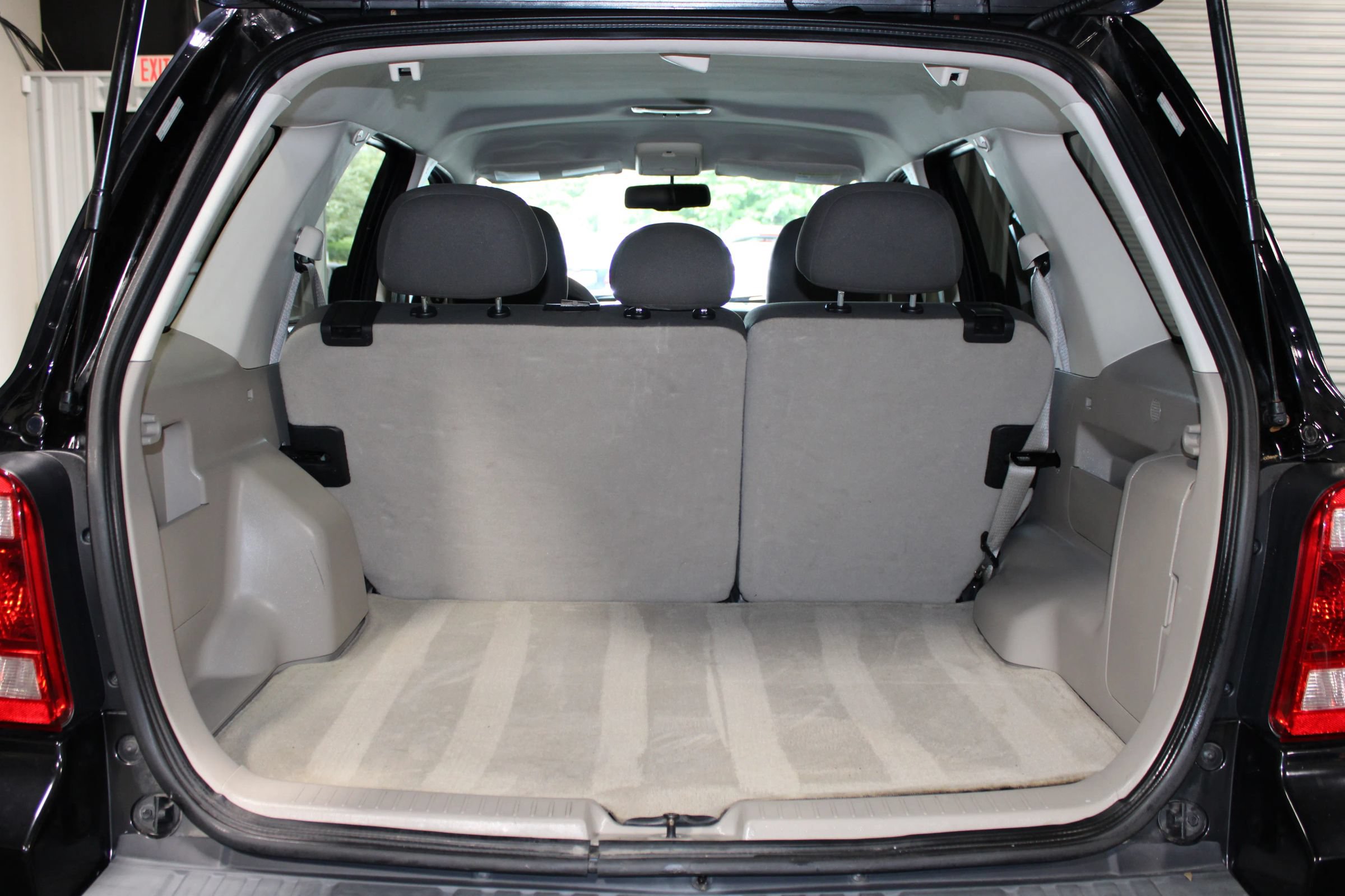 Used 2009 Ford Escape XLT FWD image 29