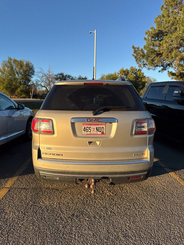 Used 2014 GMC Acadia SLE AWD/4WD image 3