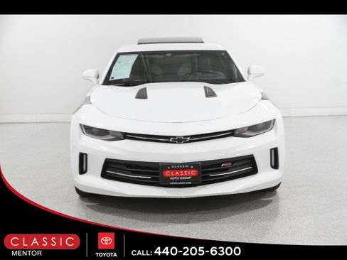 Used 2017 Chevrolet Camaro LT RWD image 2