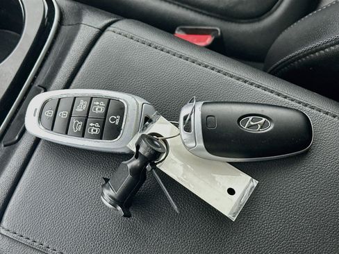 Used 2023 Hyundai Tucson Limited AWD/4WD image 26
