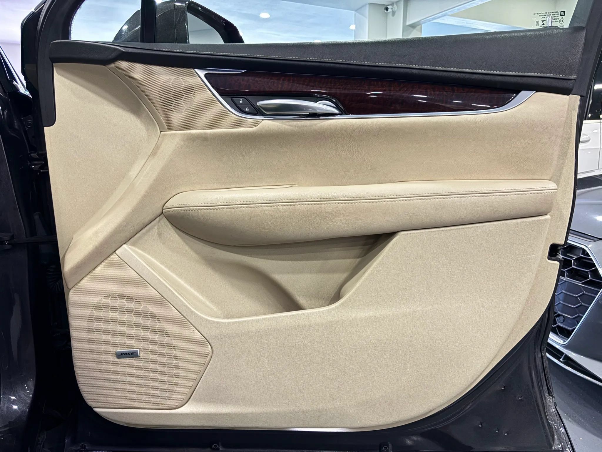 Used 2018 Cadillac XT5 Premium Luxury FWD image 43