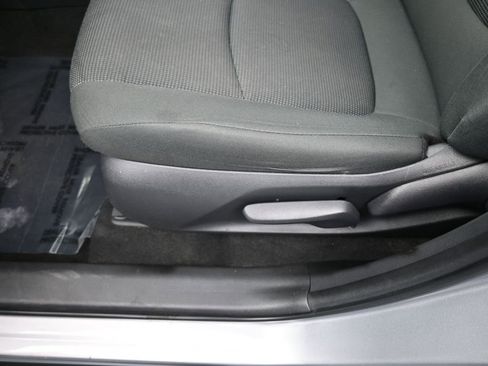 Used 2023 Toyota RAV4 LE image 15