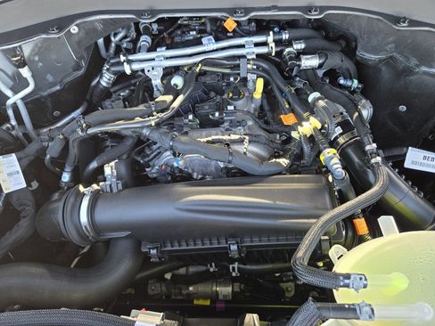 New 2026 Ford Explorer Active w/ Active Comfort Package RWD image 29