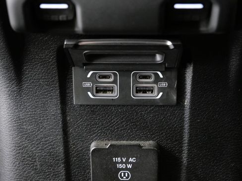 Used 2024 Jeep Wrangler Unlimited Sahara AWD/4WD image 27