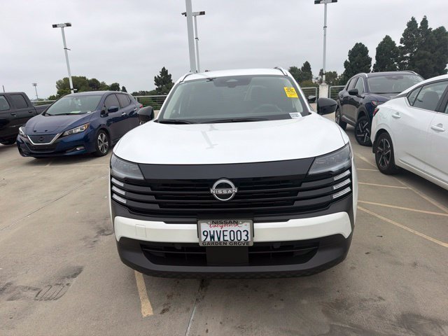 Certified 2026 Nissan Kicks SV FWD image 1