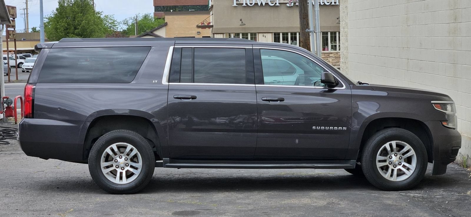 Used 2015 Chevrolet Suburban LT AWD/4WD image 6