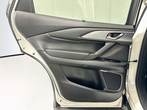 Used 2020 MAZDA CX-9 Touring w/ Touring Premium Package FWD image 26