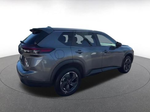 Used 2025 Nissan Rogue SV image 15