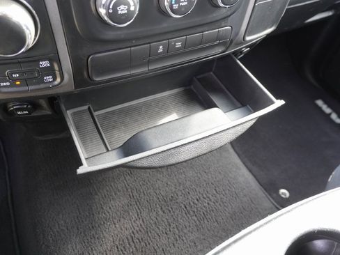 Used 2018 RAM 1500 Express w/ Black Ram 1500 Express Group image 27