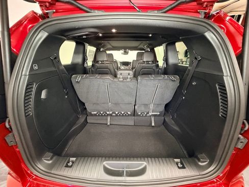 New 2027 Chrysler Pacifica Select AWD/4WD image 8