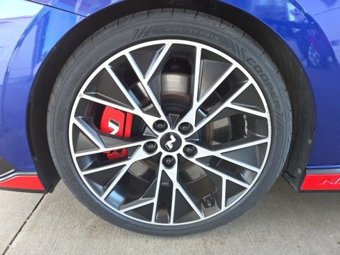 Used 2022 Hyundai Elantra N image 56