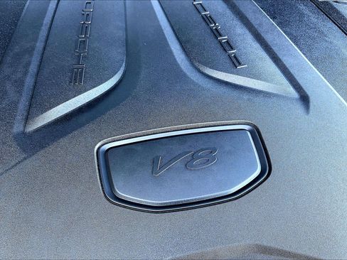 Used 2025 Porsche Cayenne GTS image 32