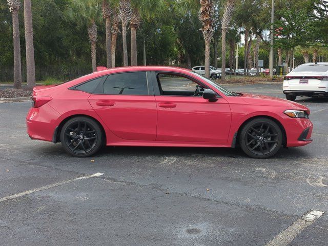 Used 2023 Honda Civic Sport image 4