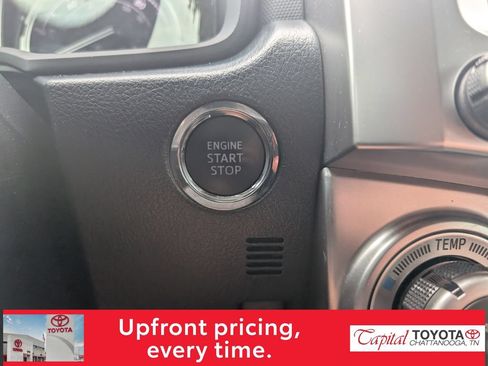 Used 2024 Toyota 4Runner Limited AWD/4WD image 22