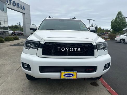 Used 2021 Toyota Sequoia TRD Pro AWD/4WD image 7