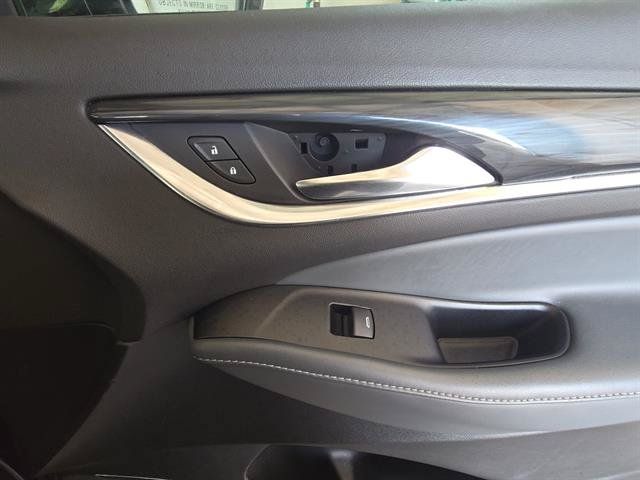 Used 2023 Buick Enclave Essence w/ Sport Touring Edition FWD image 18