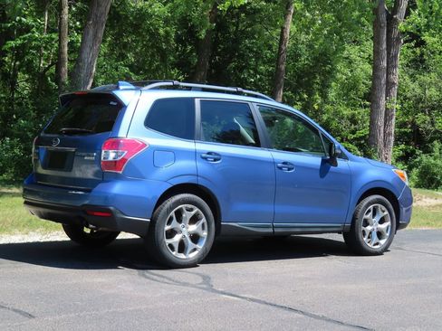Used 2016 Subaru Forester 2.5i Touring w/ Popular Package #2 AWD/4WD image 3