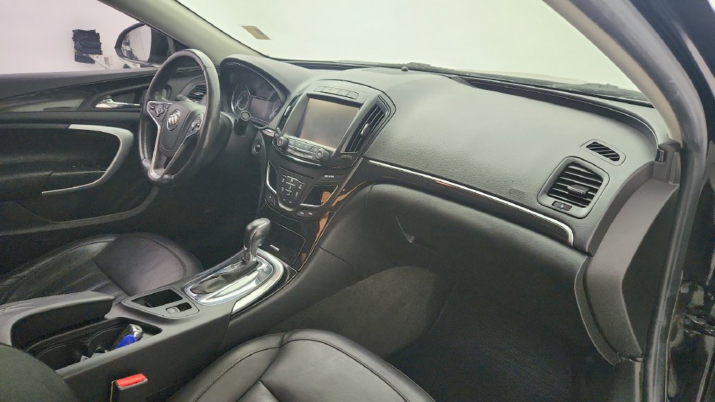 Used 2016 Buick Regal Premium FWD image 44