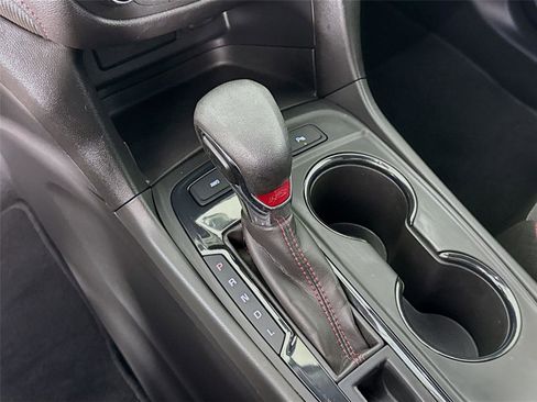 Used 2023 Chevrolet Equinox RS AWD/4WD image 17