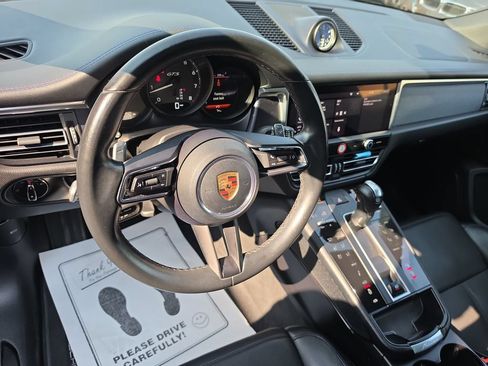Used 2022 Porsche Macan GTS AWD/4WD image 12
