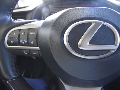 Used 2017 Lexus RX 450h AWD w/ Luxury Package image 19