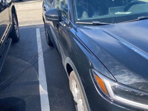 Used 2023 Honda HR-V LX image 4