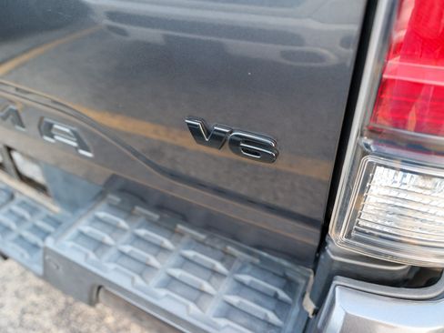 Used 2021 Toyota Tacoma Limited w/ Nightshade Package AWD/4WD image 11