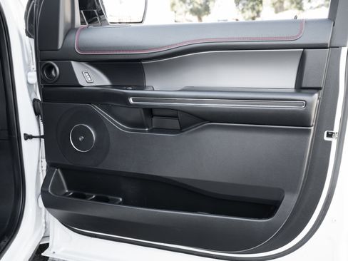 Used 2021 Ford Expedition Max Limited image 52