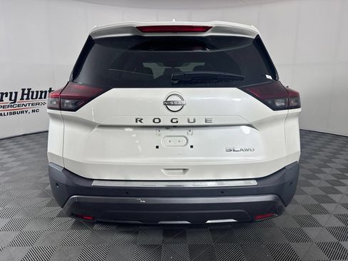 Used 2023 Nissan Rogue SL w/ SL Premium Package AWD/4WD image 8