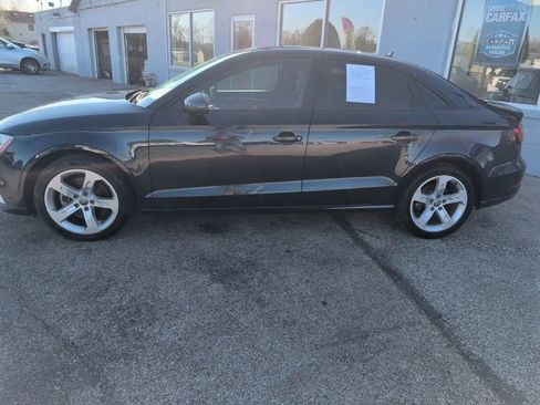 Used 2018 Audi A3 2.0T Premium image 2