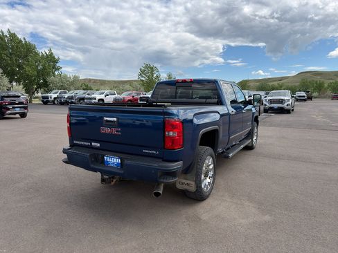 Used 2015 GMC Sierra 2500 Denali AWD/4WD image 9