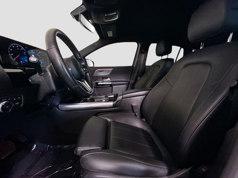 Used 2022 Mercedes-Benz GLA 250 w/ Premium Package Lite image 22
