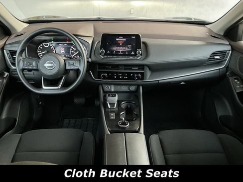 Used 2023 Nissan Rogue S image 4