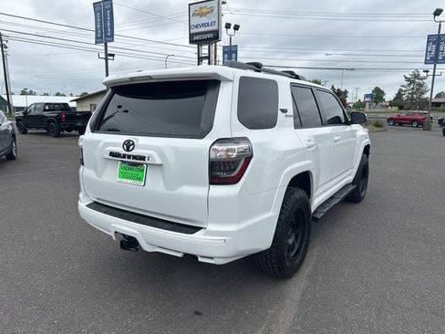 Used 2022 Toyota 4Runner TRD Sport w/ Technology Package AWD/4WD image 39