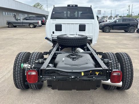 New 2026 RAM 5500 Tradesman AWD/4WD image 4