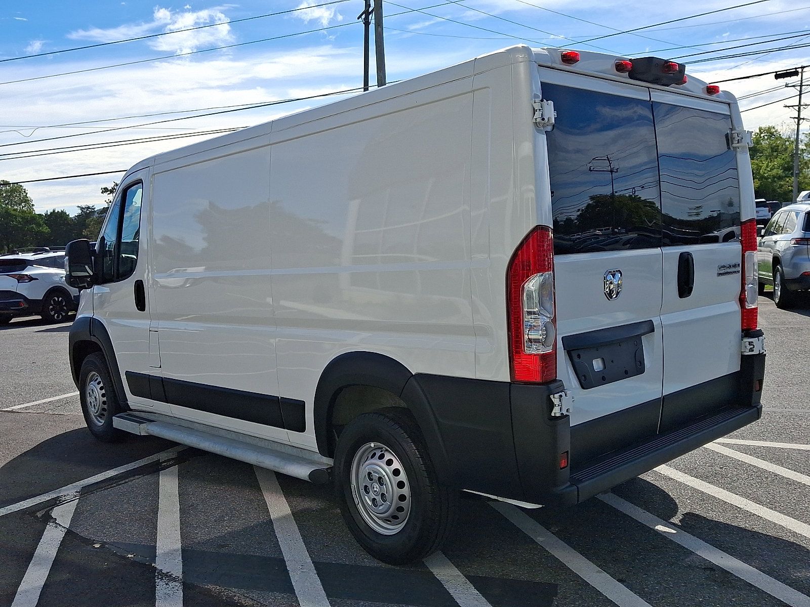 Used 2025 RAM ProMaster 2500 w/ U-Haul Equipment Group FWD image 4