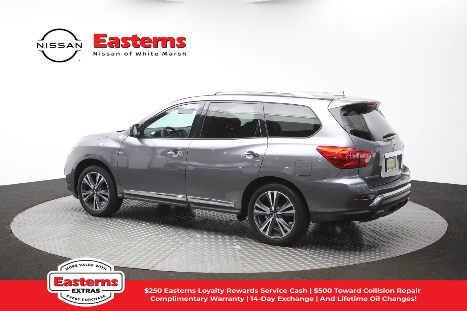 Used 2020 Nissan Pathfinder Platinum AWD/4WD image 66