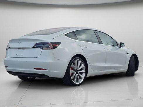 Used 2018 Tesla Model 3 image 24