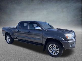 Used 2015 Toyota Tacoma 4x4 Double Cab w/ Limited Package video 1